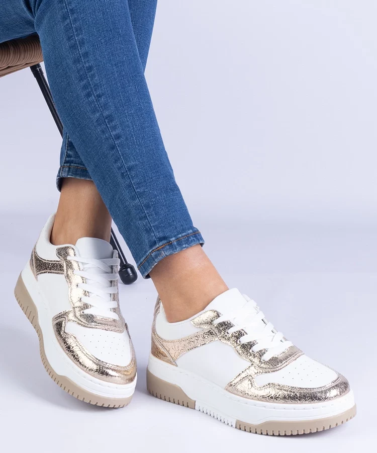 Złote sneakersy na grubej podeszwie Undina