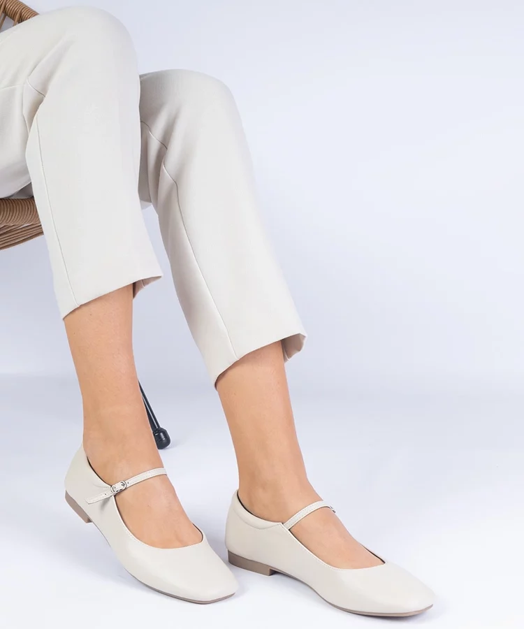 Beżowe klasyczne balerinki z ekoskóry Grenada