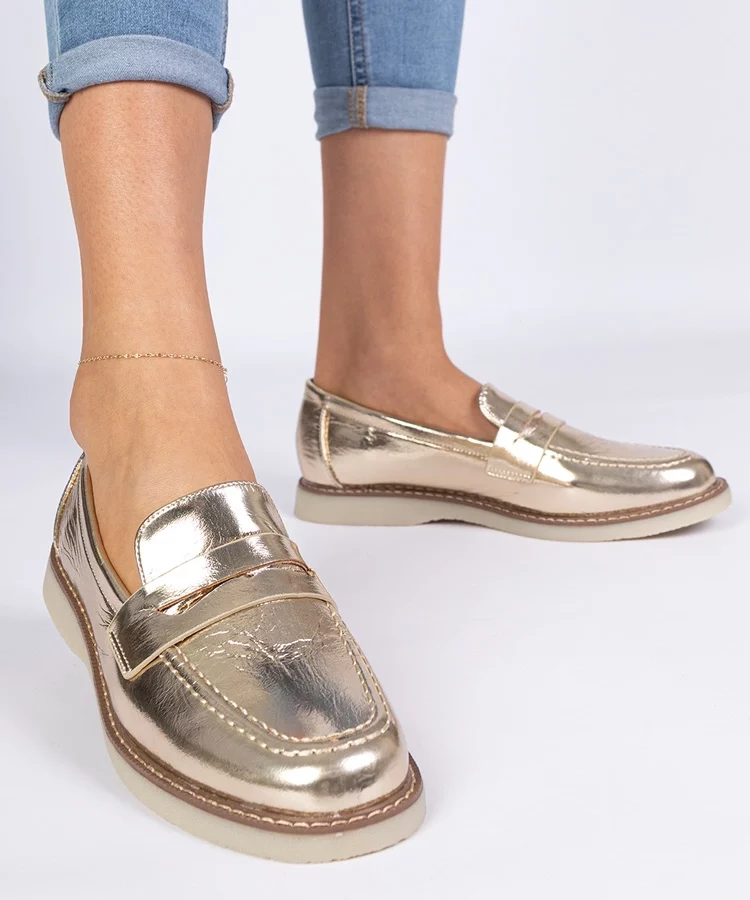 Złote klasyczne mokasyny damskie Merisa