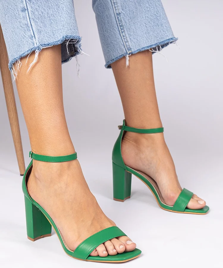 Zielone sandały na wysokim słupku Kasedi
