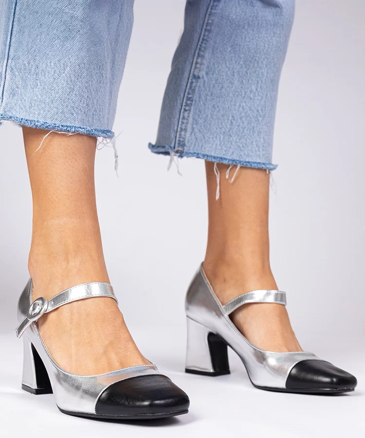 Srebrne czółenka damskie z czarnym noskiem Radora