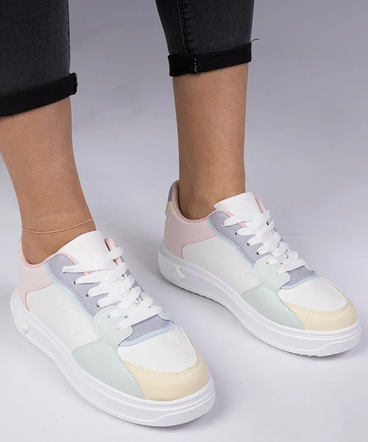 Biało-niebieskie sportowe sneakersy z ekoskóry Lavilia