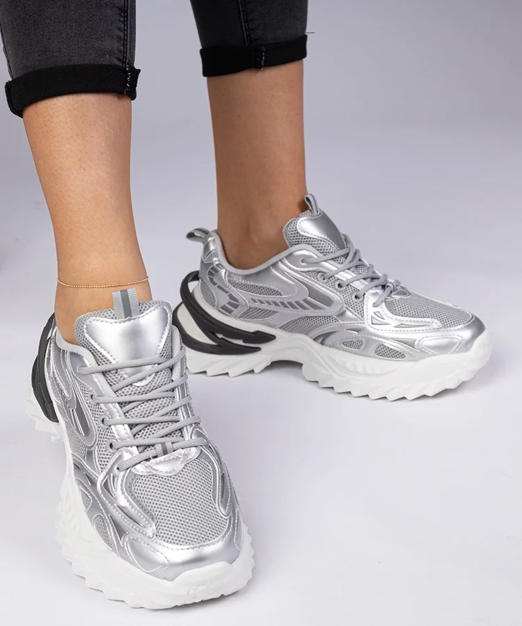 Srebrne sneakersy sportowe na masywnej podeszwie Lirata