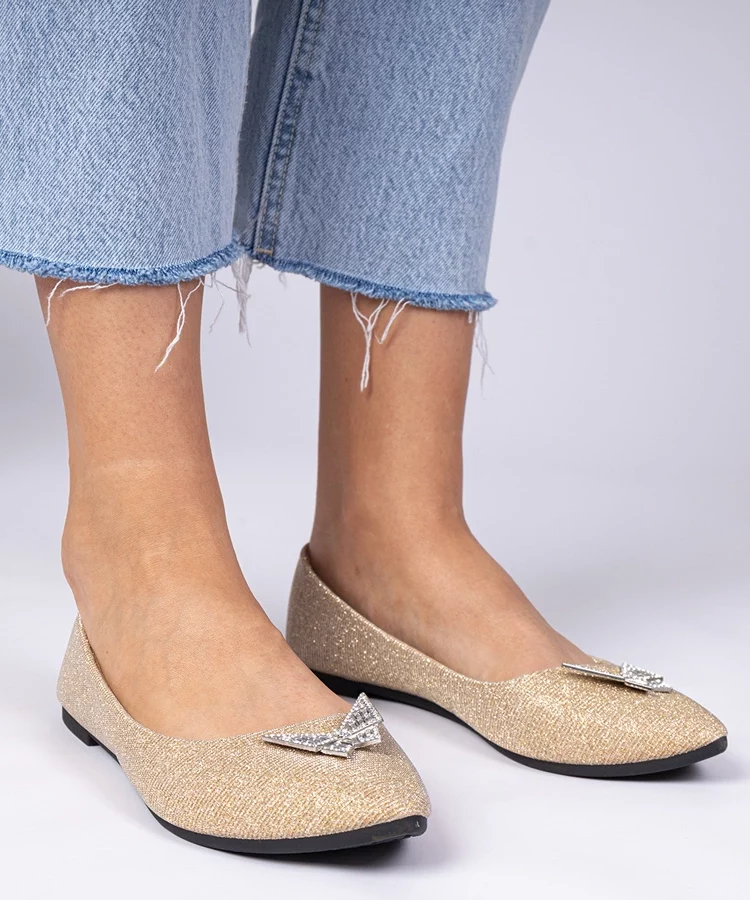 Złote damskie balerinki brokatowe z motylkiem Denny