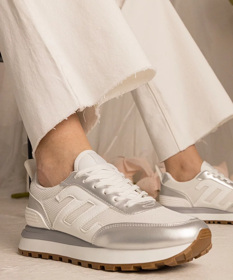 Białe-srebrne sneakersy damskie sportowe Marena