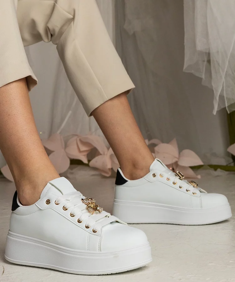 Biało-czarne sneakersy damskie zdobione kamieniami Sarena