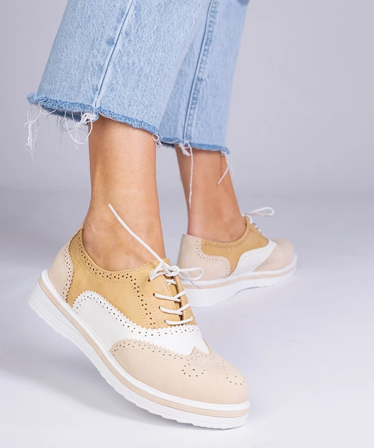 Beżowe klasyczne półbuty oksfordki Toddi