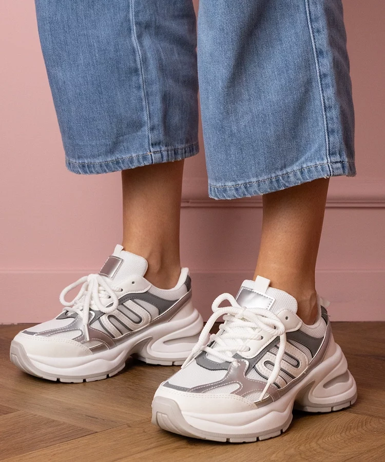 Białe sneakersy sportowe na masywnej podeszwie Aries