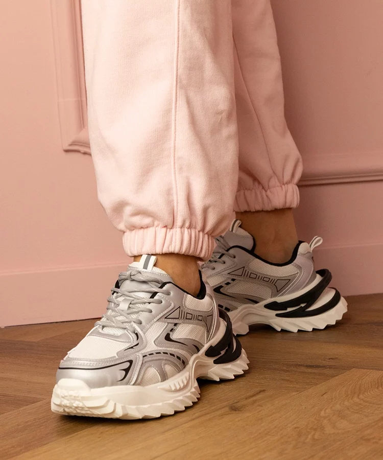 Srebrne sneakersy sportowe na grubej podeszwie Lirana