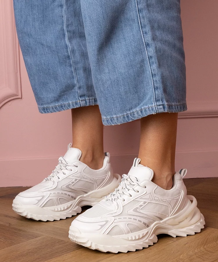 Białe sneakersy sportowe na grubej podeszwie Lirana
