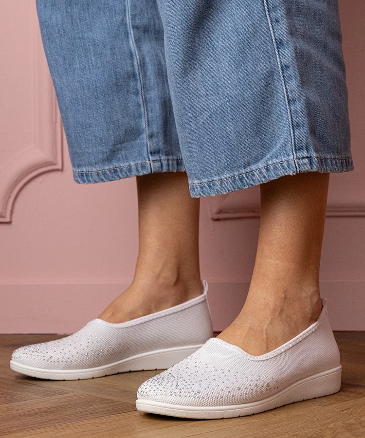 Białe damskie tenisówki z cyrkoniami Luizet