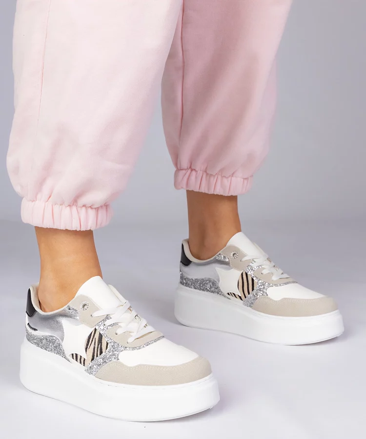 Beżowe sneakersy z brokatem i zwierzęcym drukiem Bertula