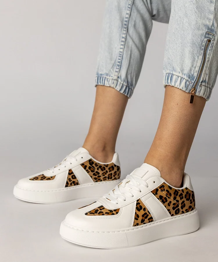 Biało-panterkowe sneakersy damskie Toris