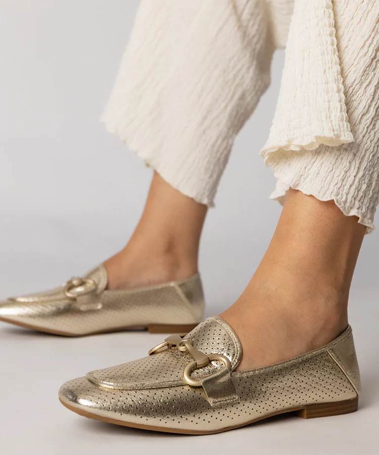 Złote balerinki eleganckie damskie z ozdobą Serina