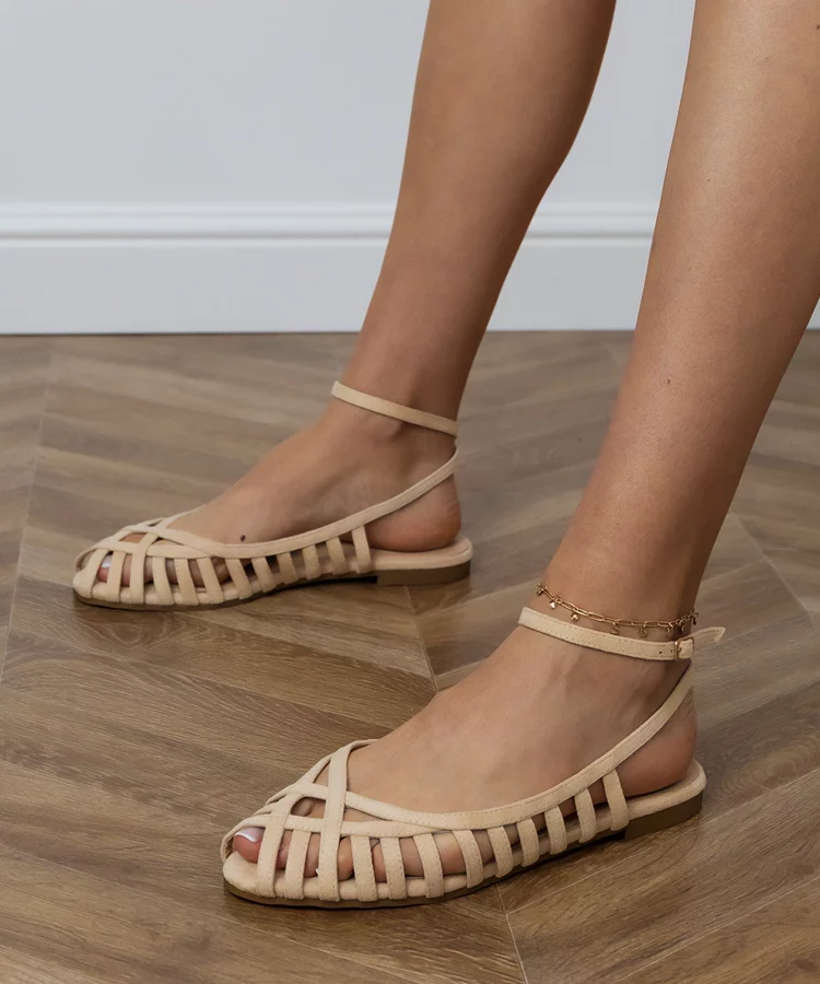 Beżowe sandały damskie płaskie zabudowane Katers