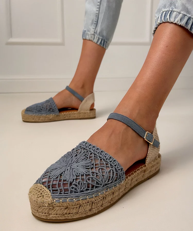 Niebieskie sandały espadryle ażurowe Santos