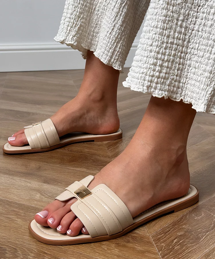 Beżowe klapki damskie z ozdobą na pasku Lawenda