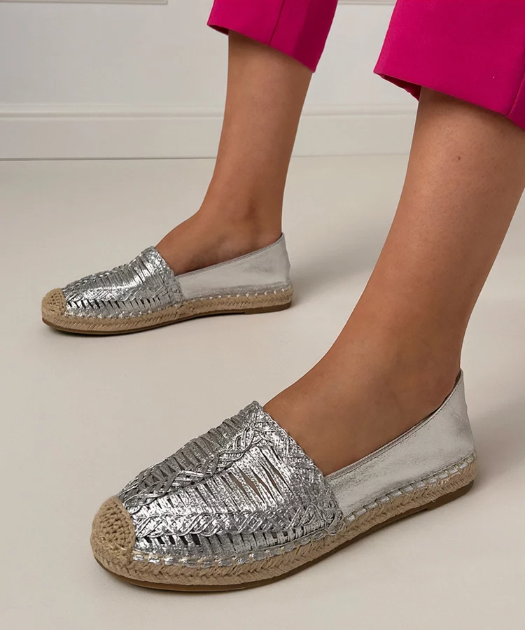 Srebrne espadryle ażurowe na platformie Zelvira