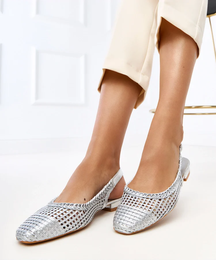 Srebrne ażurowe balerinki z odkrytą piętą Eve