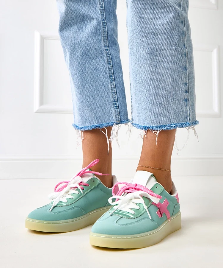 Turkusowe sneakersy na platformie z różową wstawką Eriksen