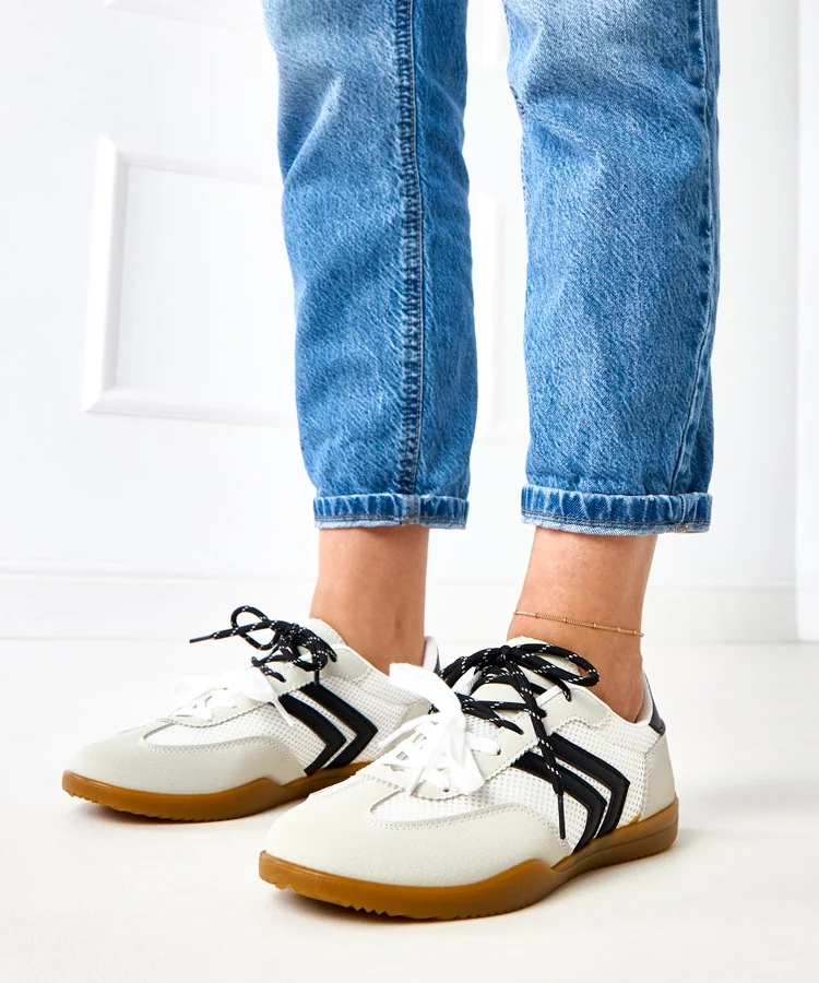 Białe sneakersy tampki damskie sznurowane Malkan