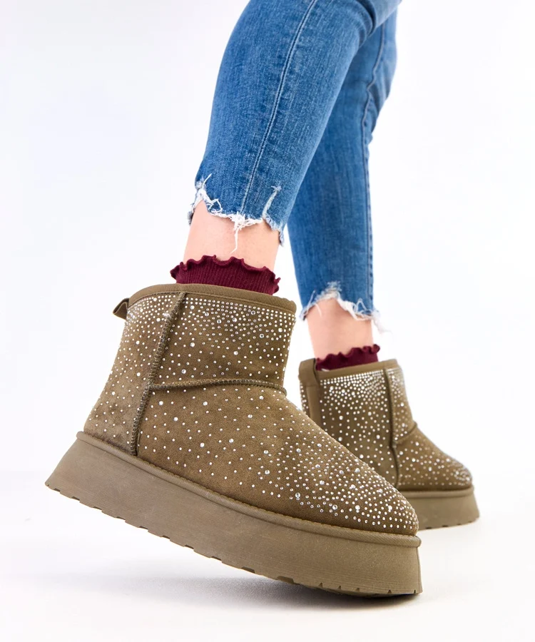 Zielone śniegowce z cyrkoniami na platformie Ruzena