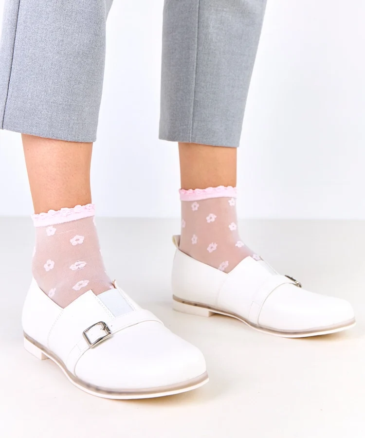 Białe półbuty damskie ze skórzana wkładką Klensi