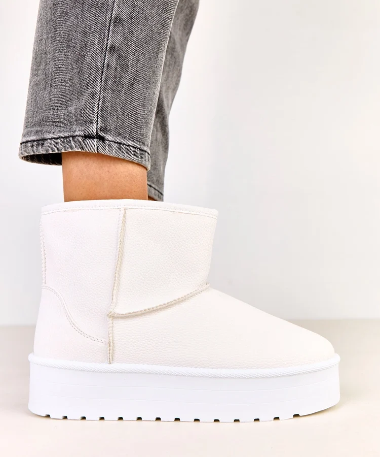 Białe niskie śniegowce na platformie z ekoskóry Reinol