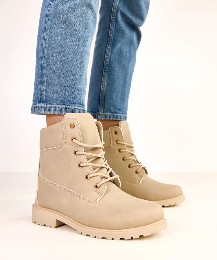 Beżowe trapery workery z matowym wykończeniem Alicia