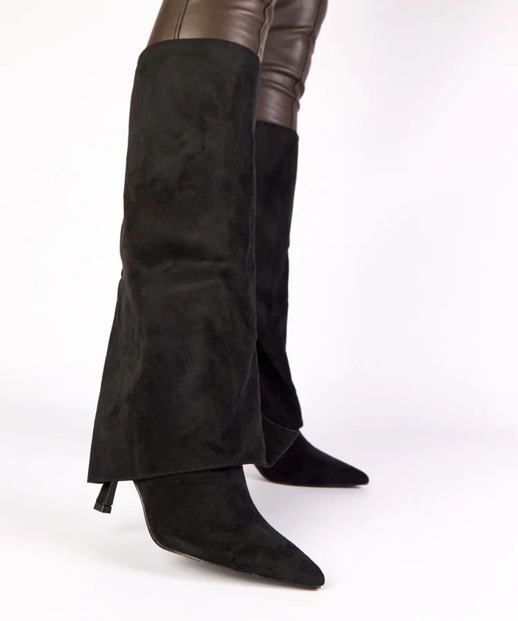 Czarne kozaki na szpilce z ekozamszu Beria