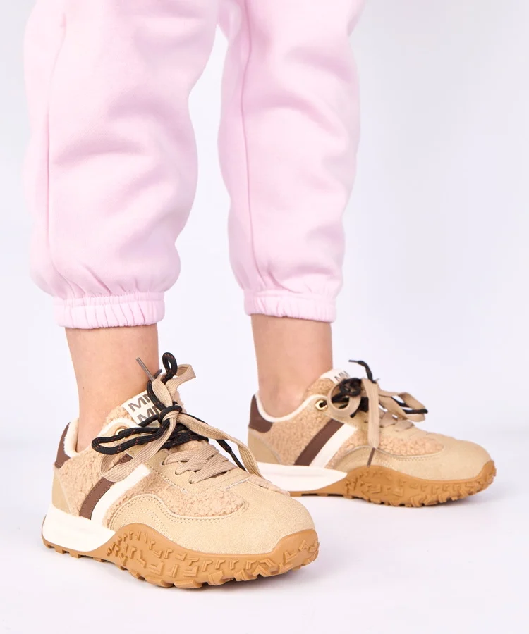 Beżowe sneakersy ocieplane z futerkiem Sanna