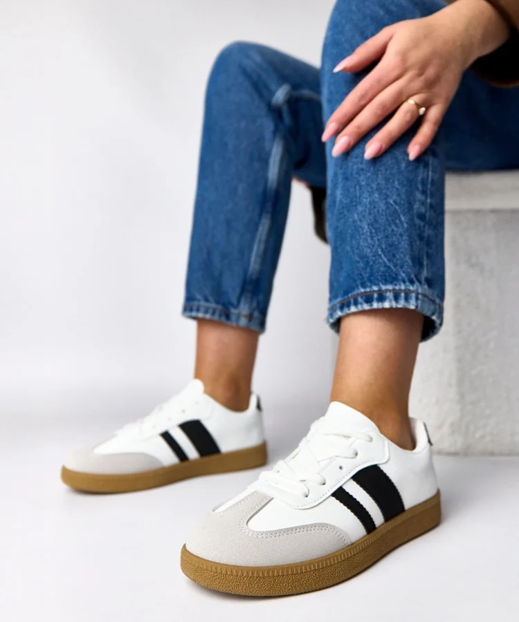 Białe sneakersy casualowe na platformie Thérèse