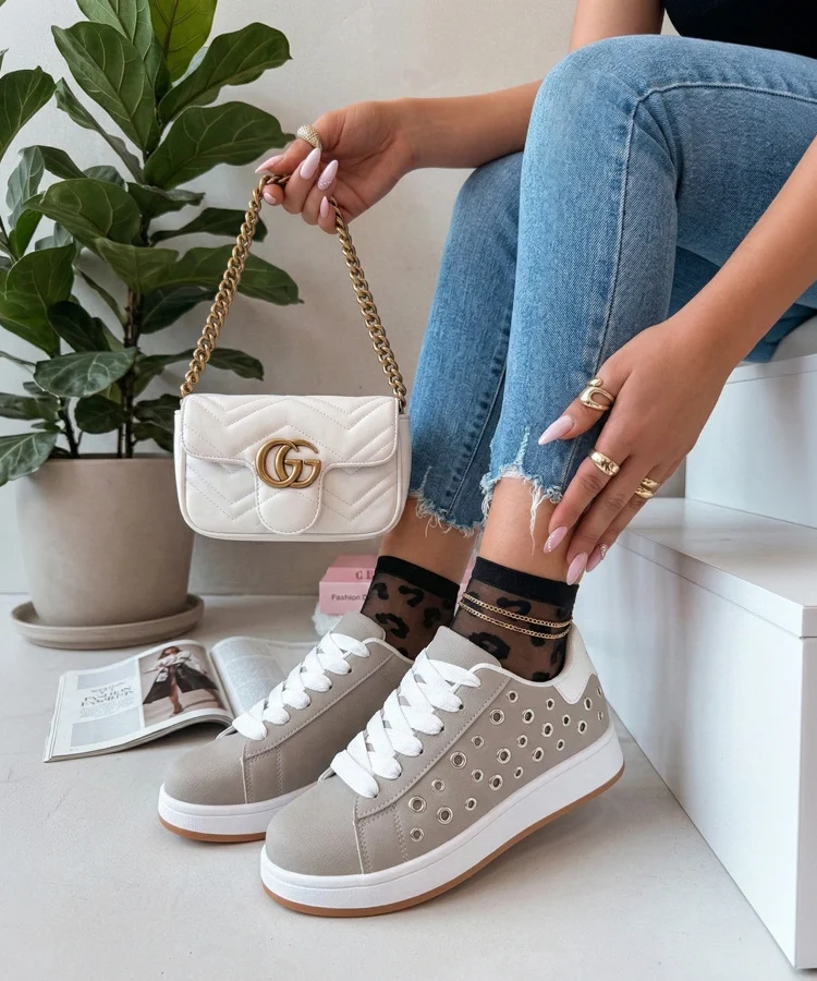 Szare sneakersy na platformie z nitami Adelis