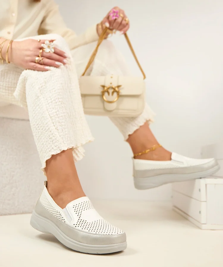 Biało-Srebrne Ażurowe Wsuwane Półbuty Aurelle