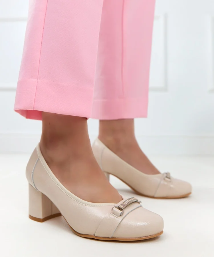 Beżowe Skórzane Czółenka Z Wyprofilowaną Wkładką Cambell