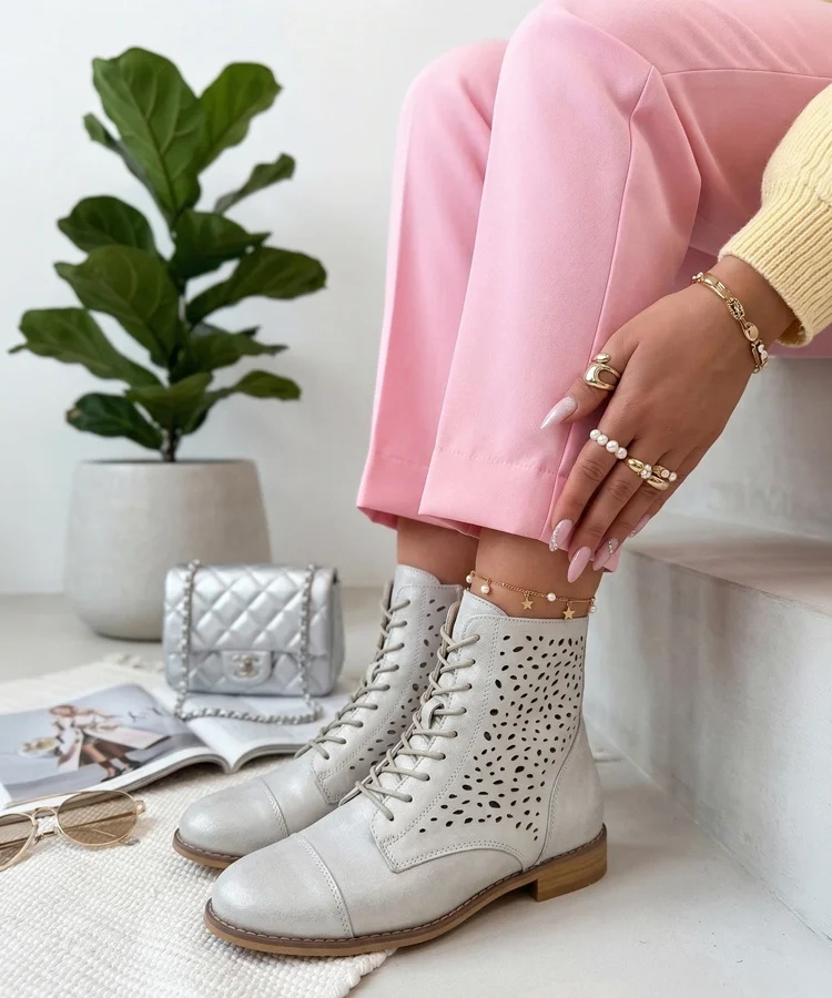 Szare Ażurowe Skórzane Botki Cambell