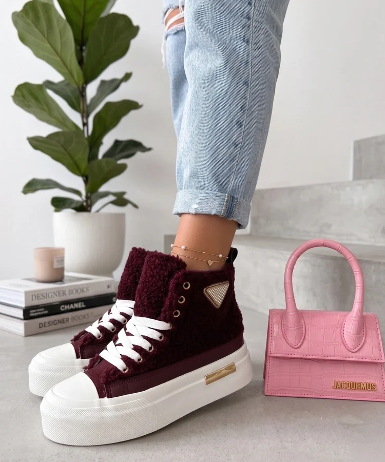 Bordowe Trampki Futrzane Z Cyrkoniami Za Kostkę Lucia